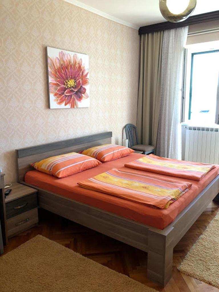 Apartments And Rooms By The Sea Barbat, Rab - 4973 Раб Екстериор снимка