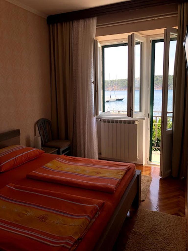 Apartments And Rooms By The Sea Barbat, Rab - 4973 Раб Стая снимка