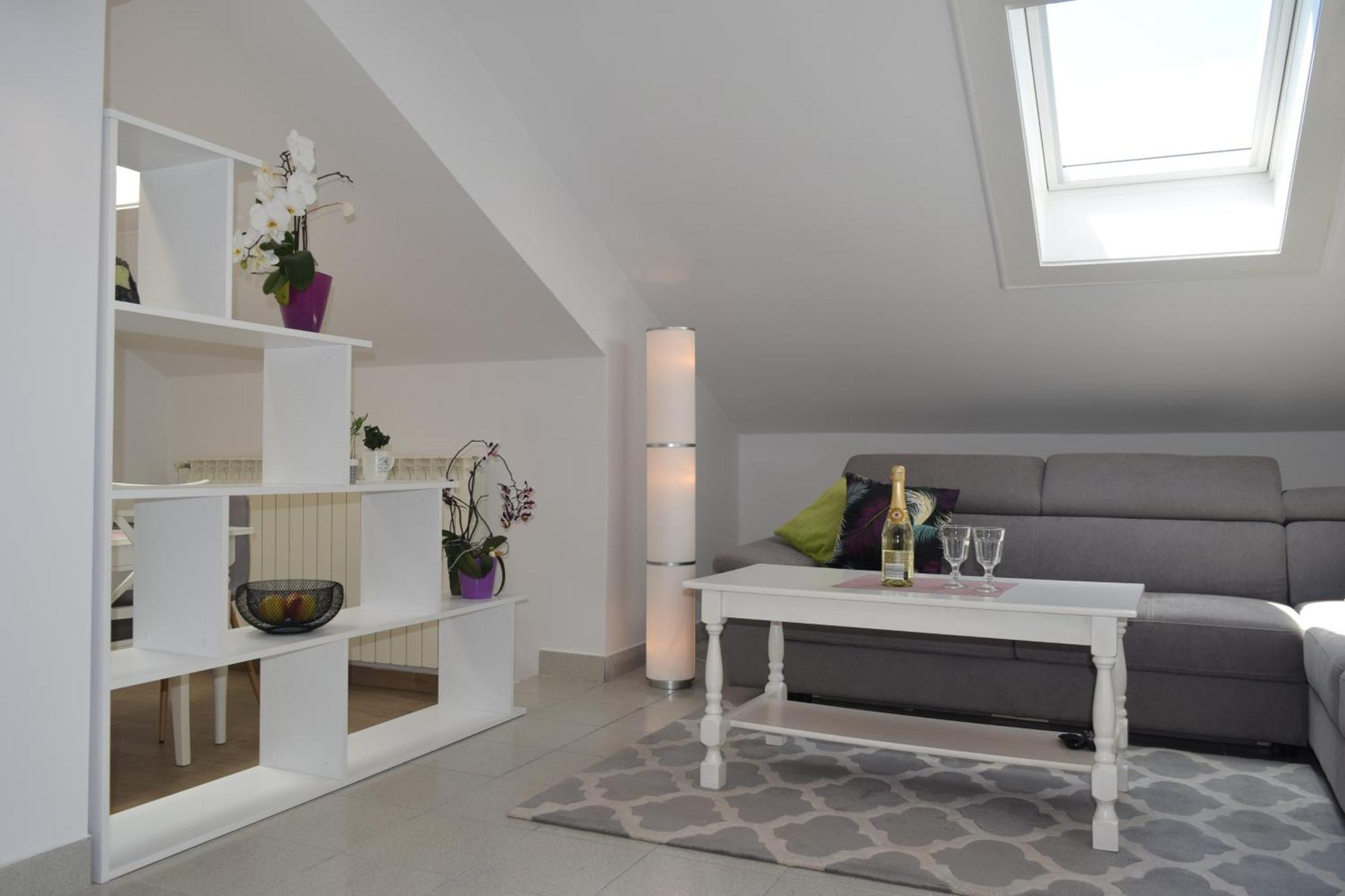 Apartments And Rooms By The Sea Barbat, Rab - 4973 Раб Стая снимка