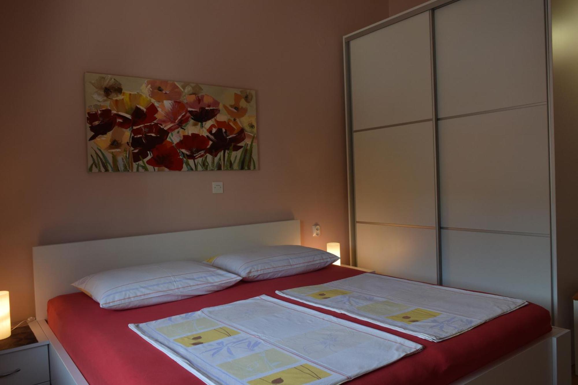 Apartments And Rooms By The Sea Barbat, Rab - 4973 Раб Стая снимка
